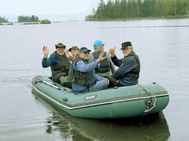 Dagliga båtturer och safari i Axmar skärgård.