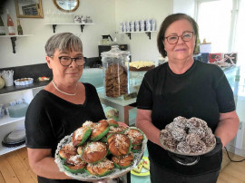 Hembakat serveras på Axmar Brukscafé.