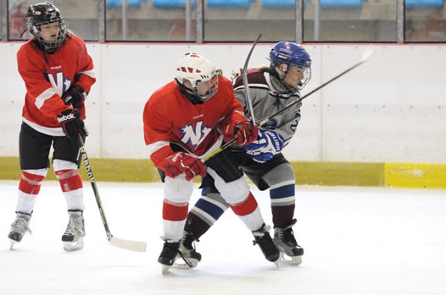 Damhockey skridskosnabbhet sprint